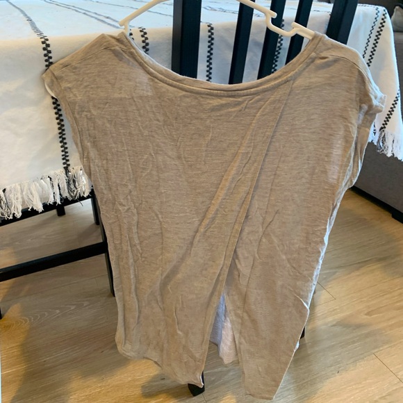 Wilfred - grey shirt with slit in bottom back - Picture 2 of 2